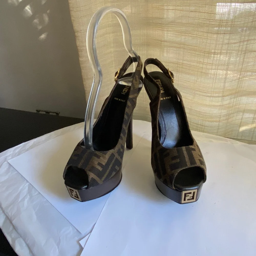 Fendi heels ankle strap 36.5 Italy open toe pumps monogram canvas clogs platform - Picture 5 of 10